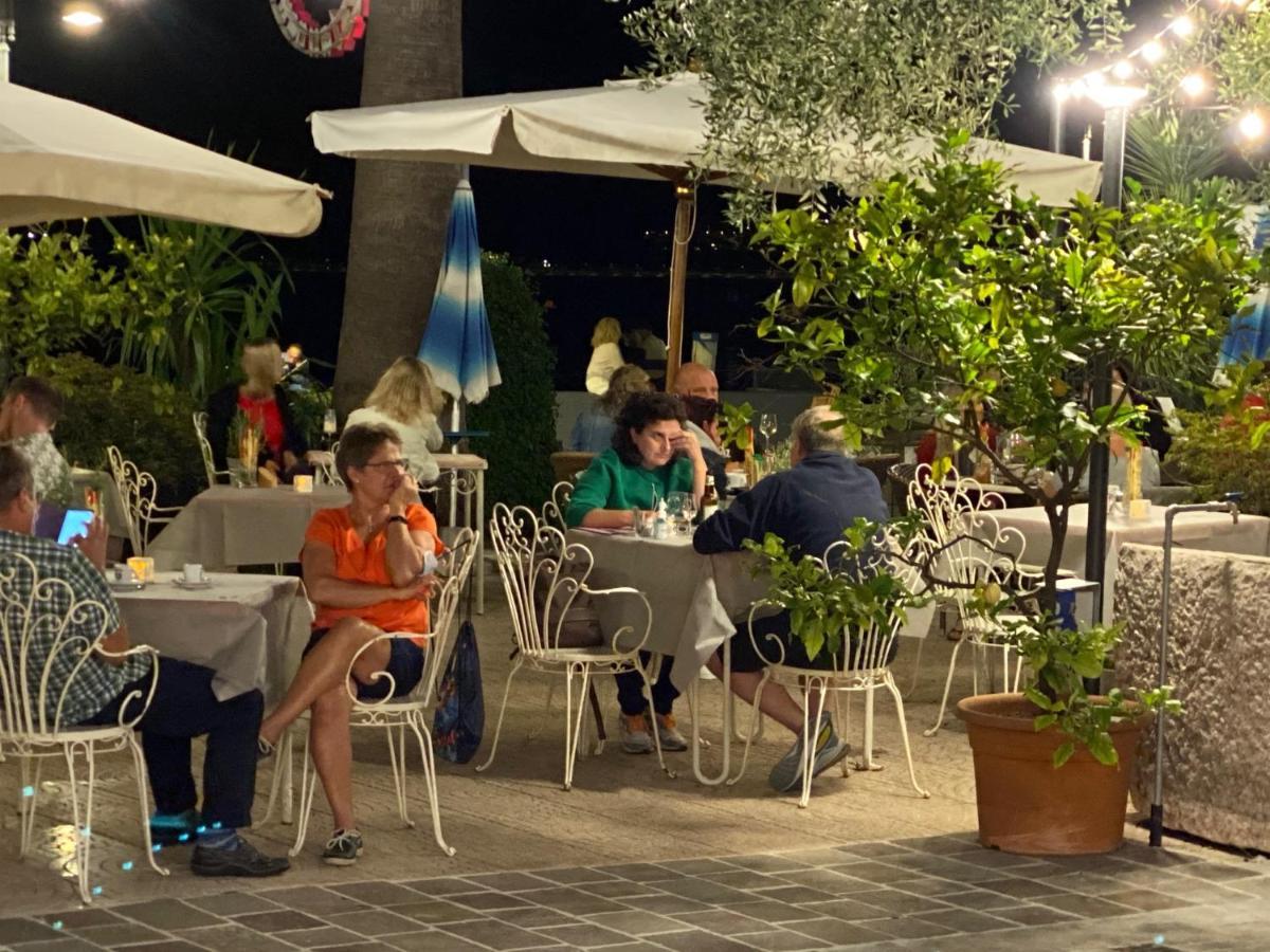 Albergo Bellavista ليمونِ سول غاردا المظهر الخارجي الصورة