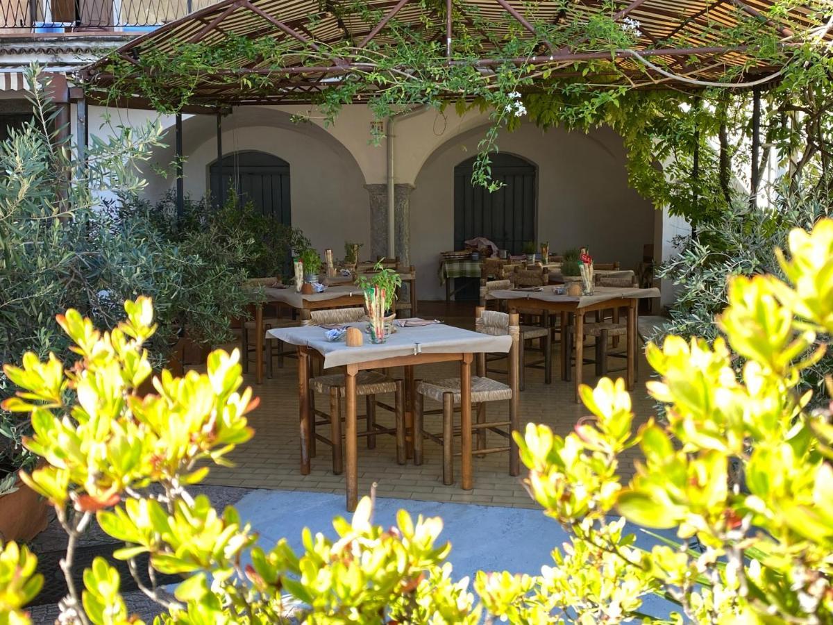 Albergo Bellavista ليمونِ سول غاردا المظهر الخارجي الصورة