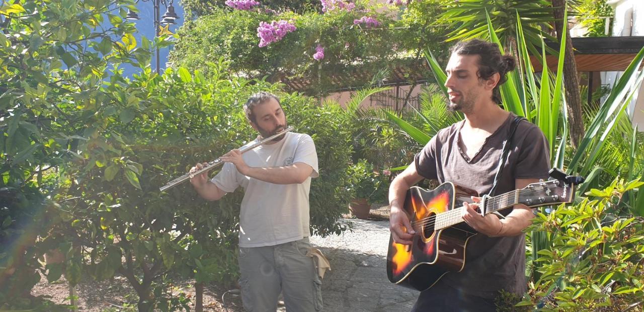 Albergo Bellavista ليمونِ سول غاردا المظهر الخارجي الصورة