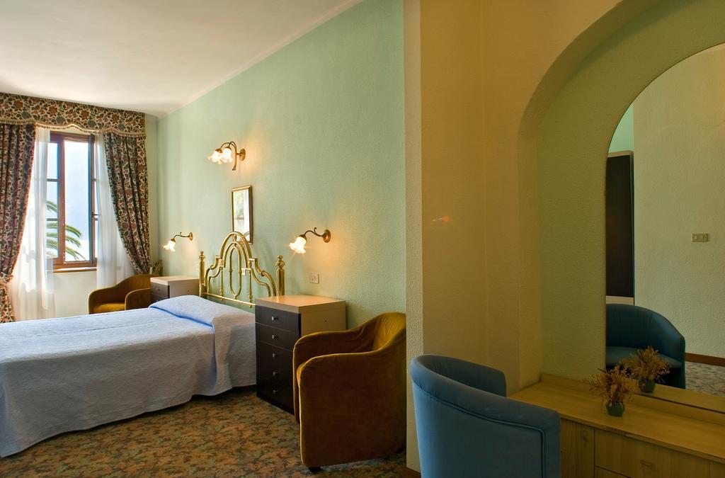 Albergo Bellavista ليمونِ سول غاردا المظهر الخارجي الصورة